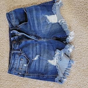 High rise, dark wash, never worn, risen cutoff